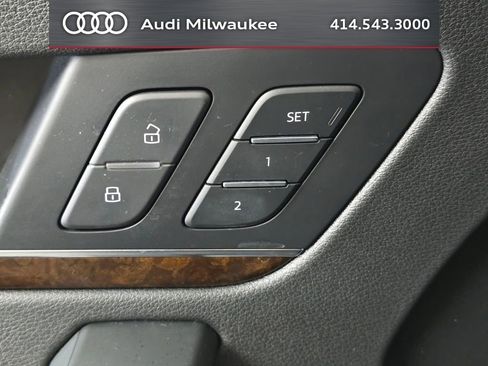 Used 2019 Audi Q5 2.0T Premium w/ Convenience Package image 13
