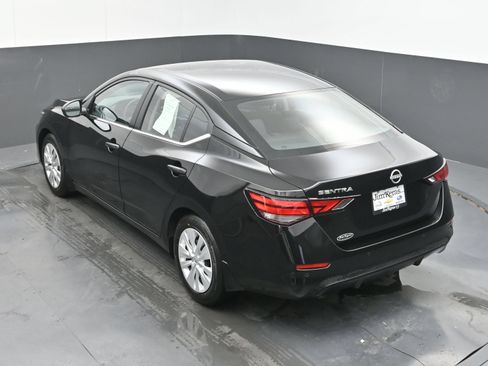 Certified 2025 Nissan Sentra S FWD image 41