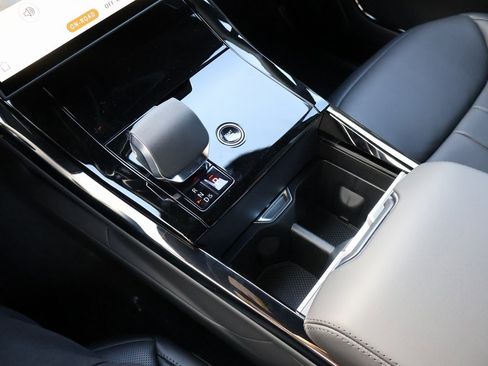 New 2026 Land Rover Range Rover Sport Dynamic SE image 26