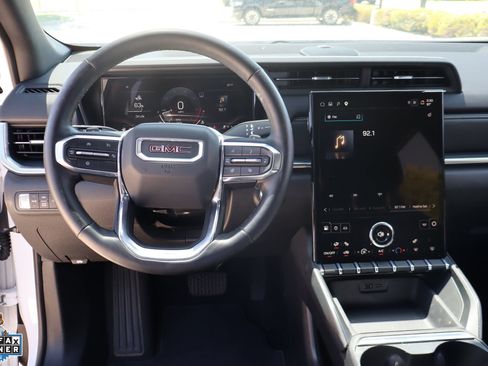 Used 2026 GMC Terrain Elevation AWD/4WD image 18