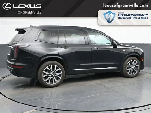 Used 2021 Cadillac XT6 Sport image 8