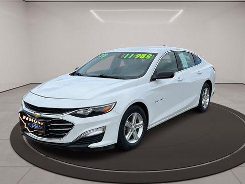Used 2020 Chevrolet Malibu LS FWD image 1