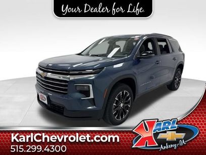 Certified 2025 Chevrolet Traverse LT w/ Sun and Wheel Package