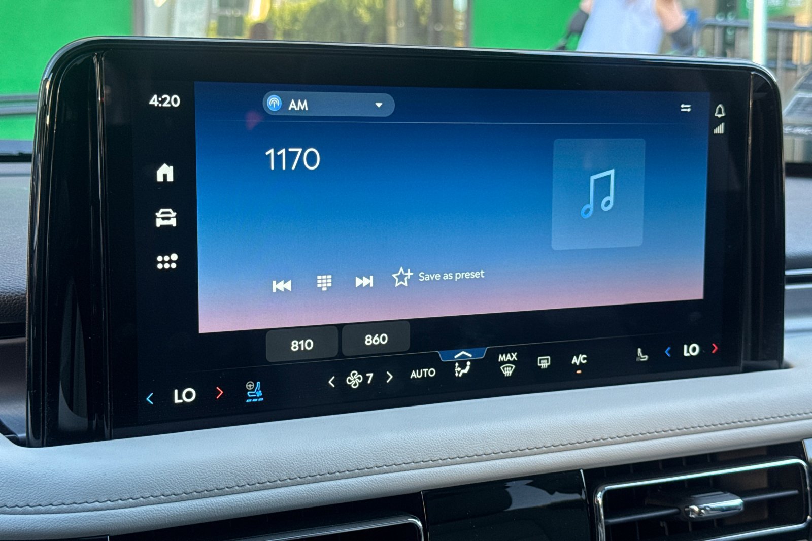 Used 2026 Lincoln Aviator AWD w/ Jet Appearance Package image 18