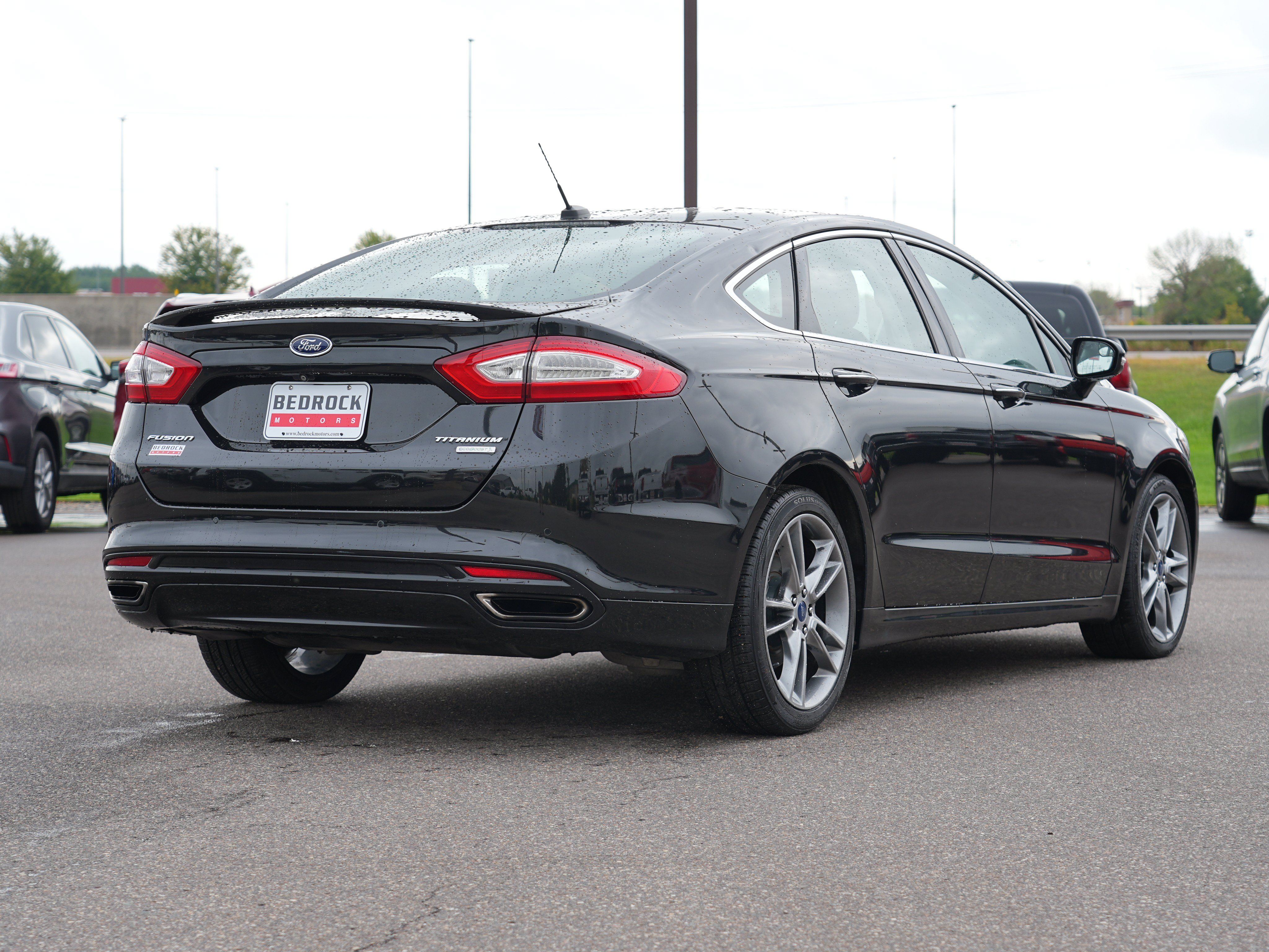 Used 2015 Ford Fusion Titanium FWD image 3