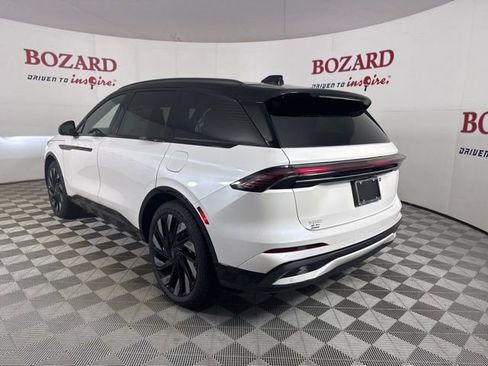 New 2025 Lincoln Nautilus Reserve w/ Jet Appearance Package image 5