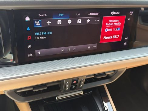 Certified 2024 Porsche Cayenne S AWD/4WD image 22