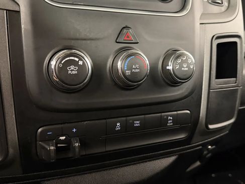 Used 2018 RAM 3500 Tradesman w/ Chrome Appearance Group AWD/4WD image 20