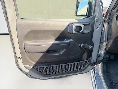 Certified 2021 Jeep Wrangler Sport image 22