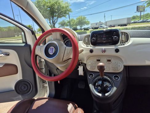 Used 2019 FIAT 500 Lounge FWD image 21
