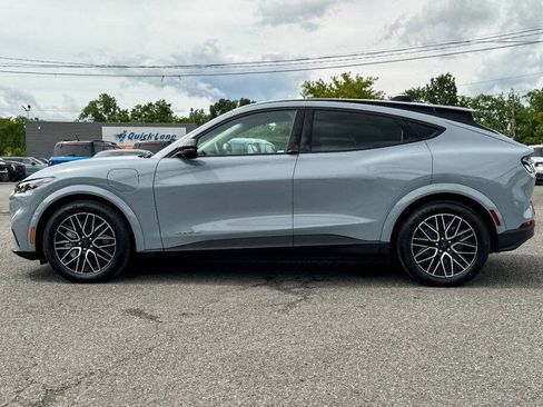 Used 2025 Ford Mustang Mach-E Premium AWD/4WD image 6