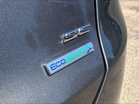 Used 2013 Ford Fusion SE FWD image 11