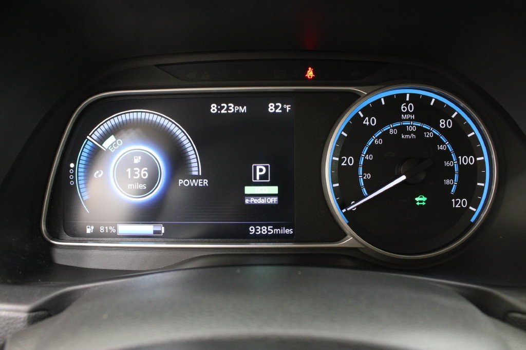 Used 2025 Nissan Leaf S FWD image 10