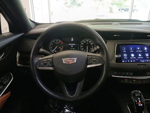 Certified 2023 Cadillac XT4 Premium Luxury w/ Enhanced Visibility Package AWD/4WD image 19