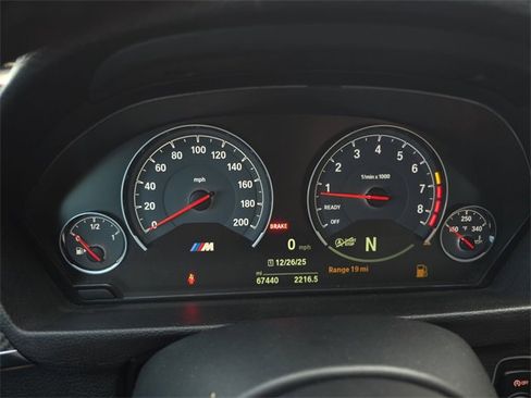 Used 2018 BMW M3 image 21