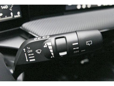 New 2026 Nissan Kicks SR w/ SR Premium Package image 18