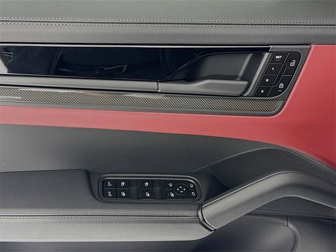 New 2026 Porsche Cayenne GTS image 11
