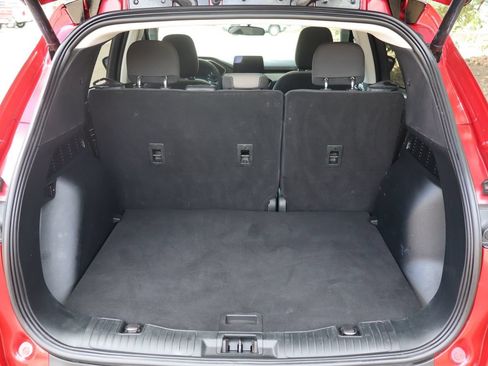 Used 2022 Ford Escape SE w/ SE Sport Appearance Package FWD image 14