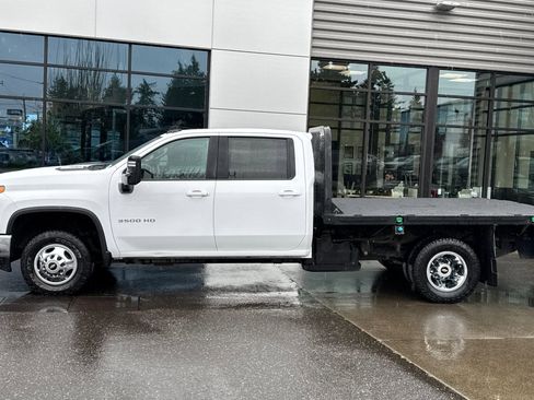 Used 2022 Chevrolet Silverado 3500 LT w/ Convenience Package image 7