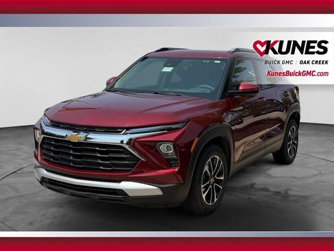 Used 2025 Chevrolet TrailBlazer LT FWD image 5