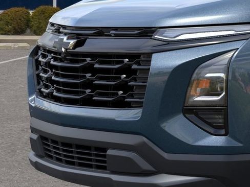 New 2026 Chevrolet Equinox LT w/ Midnight Edition FWD image 13