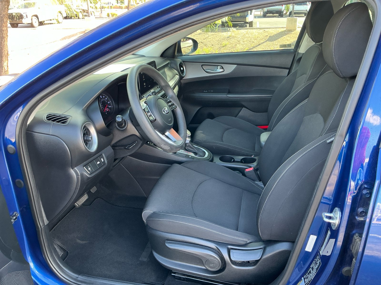 Used 2019 Kia Forte LXS FWD image 14
