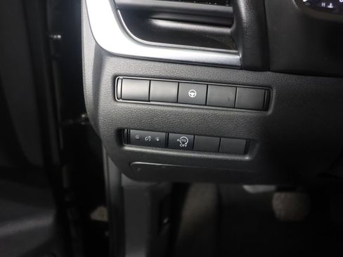 Used 2023 Nissan Rogue SV image 17