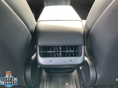 Used 2023 Tesla Model 3 Standard Range image 34