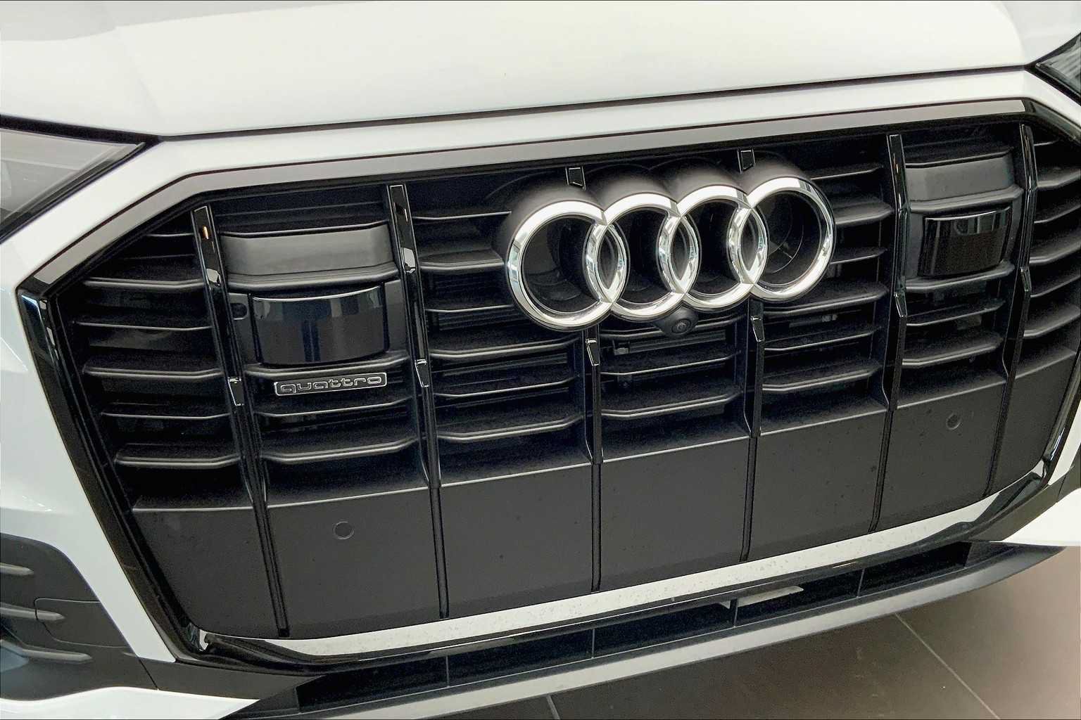 Used 2024 Audi Q7 3.0T Prestige AWD/4WD image 31
