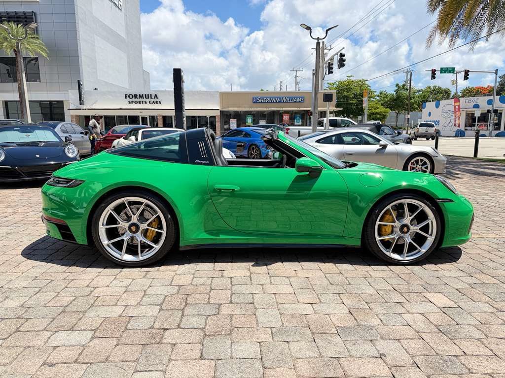 Used 2021 Porsche 911 Targa 4 AWD/4WD image 10