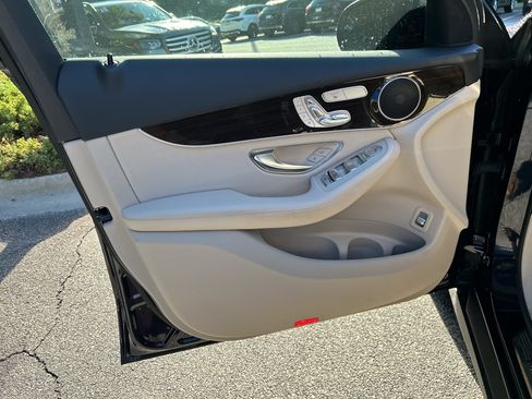 Certified 2021 Mercedes-Benz GLC 300 image 18