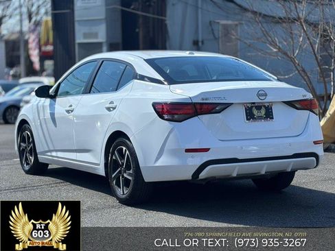Used 2024 Nissan Sentra SV image 4