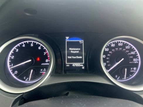 Used 2022 Toyota Camry LE FWD image 11