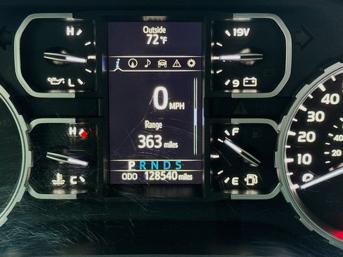 Used 2021 Toyota Tundra TRD Pro AWD/4WD image 8