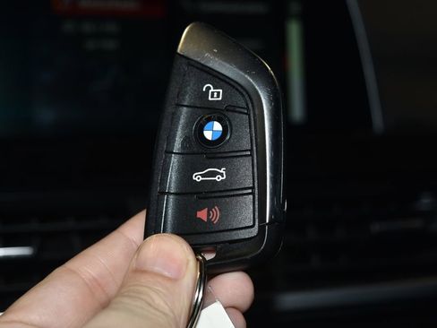 Used 2018 BMW X2 sDrive28i w/ Convenience Package image 18