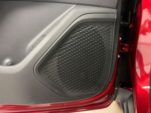 New 2026 Chevrolet Traverse LT w/ Sun and Wheel Package image 21