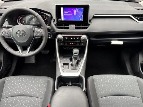 New 2025 Toyota RAV4 XLE image 15