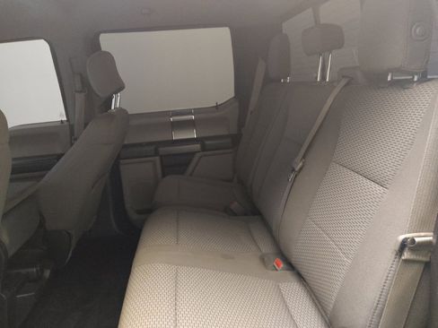 Used 2017 Ford F150 XLT w/ Equipment Group 302A Luxury AWD/4WD image 18