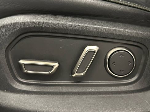 Used 2023 Rivian R1S Adventure image 12