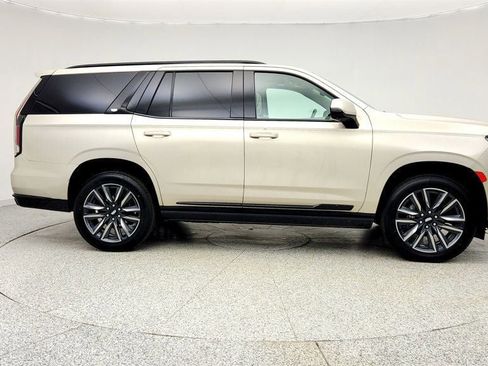 Used 2021 Cadillac Escalade Sport Platinum image 4