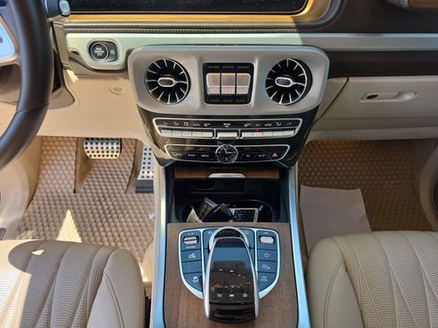 Used 2021 Mercedes-Benz G 550 image 11