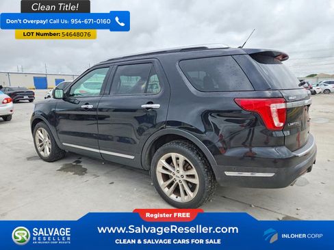 Used 2019 Ford Explorer Limited w/ Ford Safe & Smart Package FWD image 3