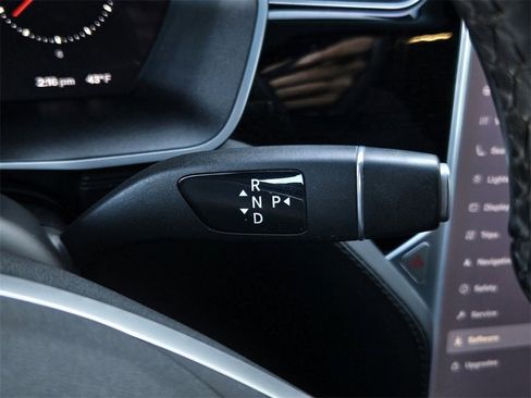 Used 2017 Tesla Model X 100D image 25