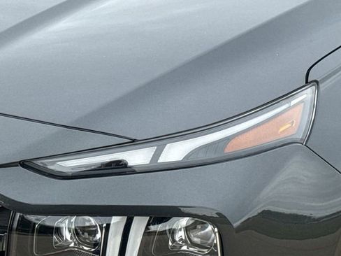 Used 2023 Hyundai Santa Fe Calligraphy image 4