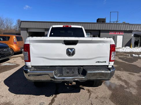 Used 2020 RAM 2500 Tradesman w/ Chrome Appearance Group AWD/4WD image 3