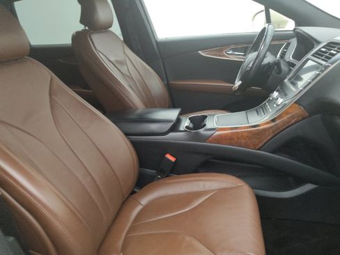 Used 2018 Lincoln MKX Reserve FWD image 21