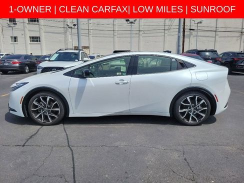Used 2024 Toyota Prius Prime FWD image 4
