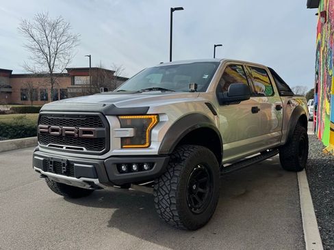 Used 2018 Ford F150 Raptor image 15