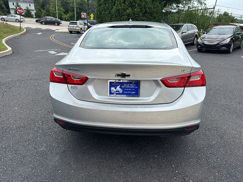 Used 2018 Chevrolet Malibu LT FWD image 9