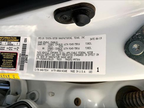 Used 2019 Toyota Tacoma SR w/ SR Convenience Package RWD image 37